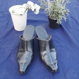 Black Open Heel Pointy Shoes